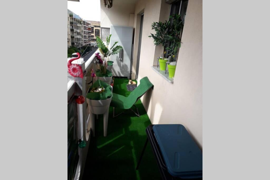 Апартаменты Chaleureux Appart 2 Pieces Entierement Renove. Сен-Лоран-дю-Вар Экстерьер фото